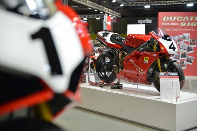 MCL19_Ducati_43