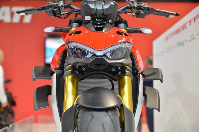 MCL19_Ducati_8