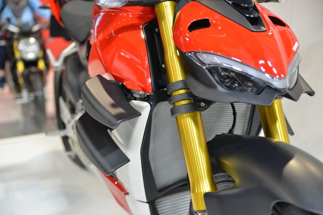 MCL19_Ducati_9