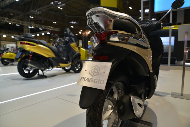 MCL19_Piaggio_23