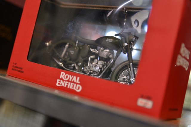 MCL19_Royal_Enfield_70