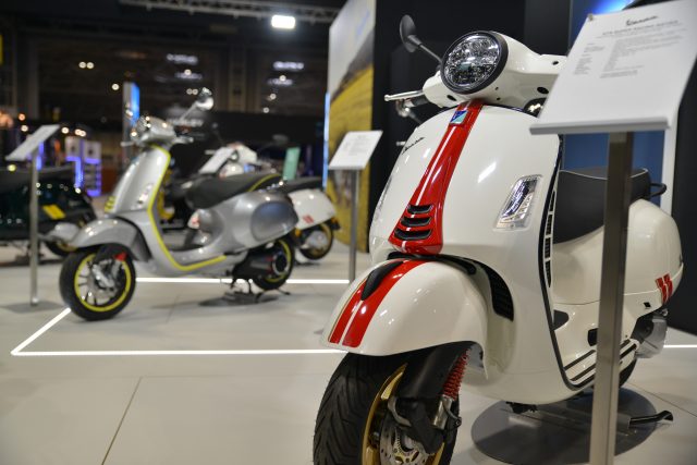 MCL19_Vespa_15