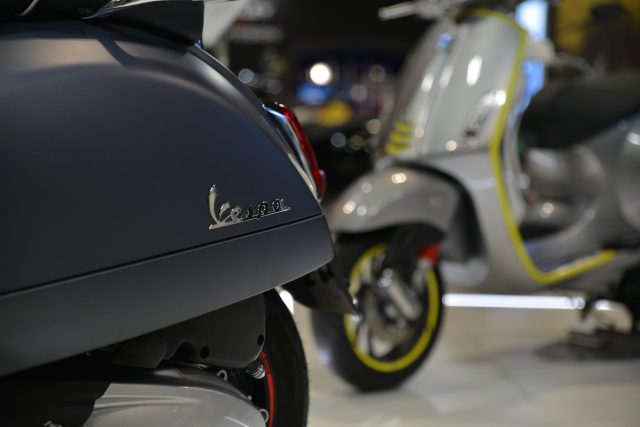 MCL19_Vespa_17