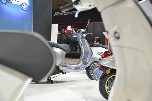 MCL19_Vespa_22