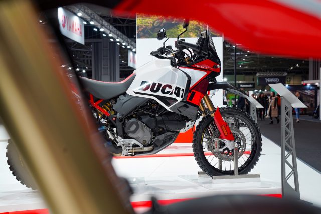 Ducati_Desert_X_Rally_11