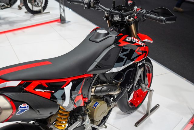 Ducati_Hypermotard_5