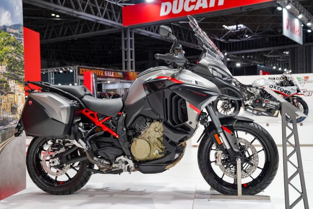 Ducati_V4S_Grand_Tour_5