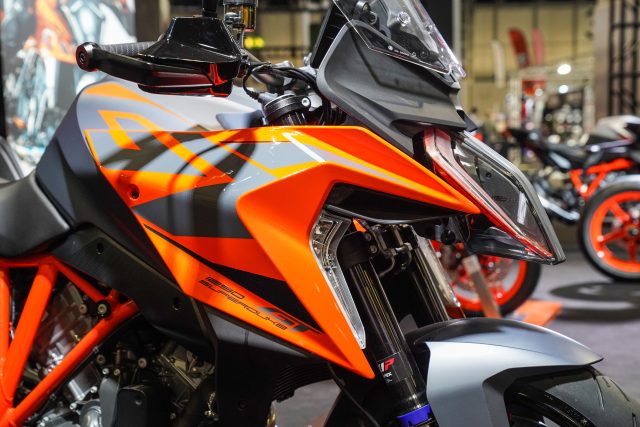 KTM_1290_Superduke_GT_3