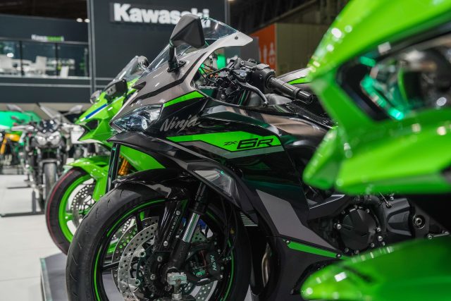 Kawasaki_ZX-6R_2