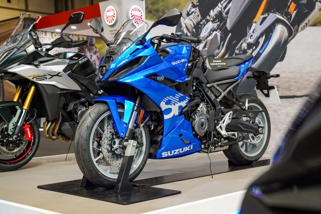 Suzuki_GSX-8R_2