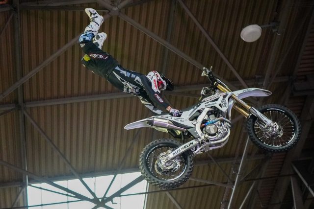 FMX_24